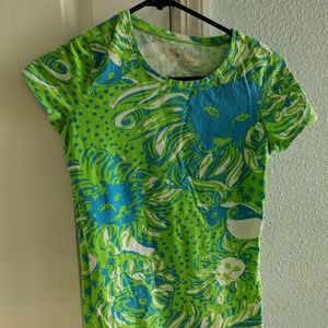 Lilly Pulitzer t shirt